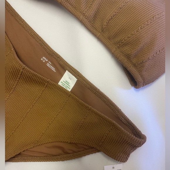 Rust bikini - Picture 2 of 2